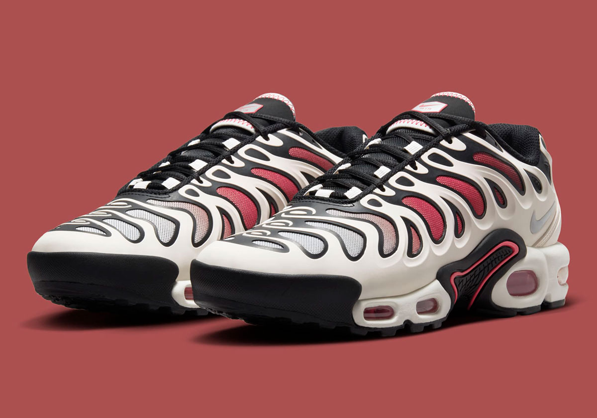 The Nike Air Max Plus Drift Works In A Red Gradient