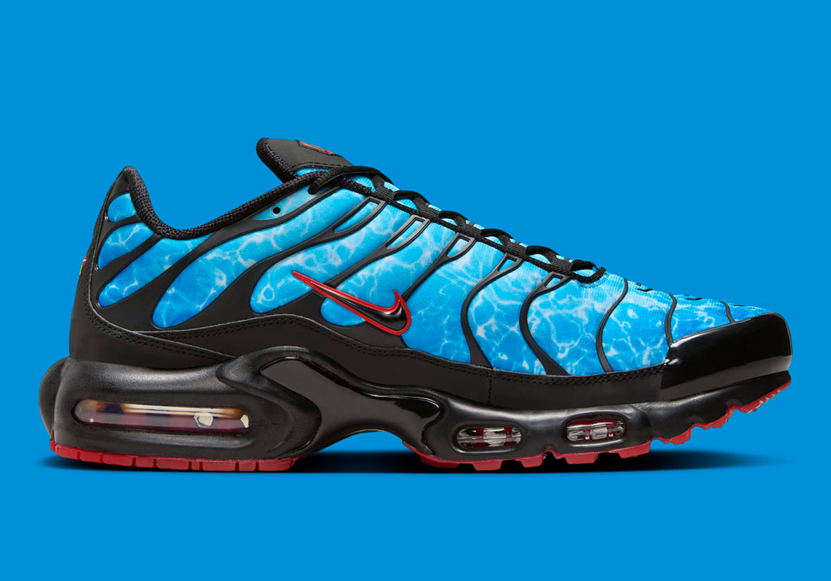 Nike Air Max Plus Shark Attack Hq3824 001 2