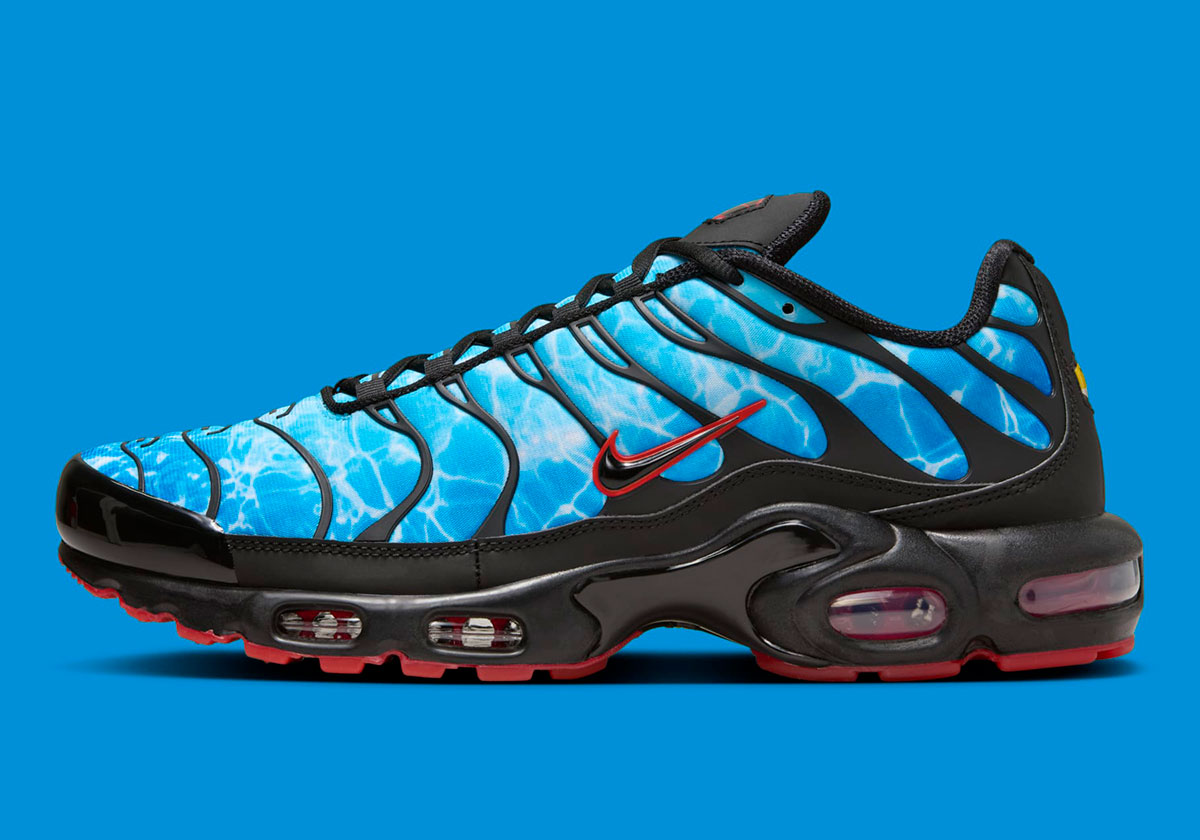 Nike Air Max Plus Shark Attack Hq3824 001 7