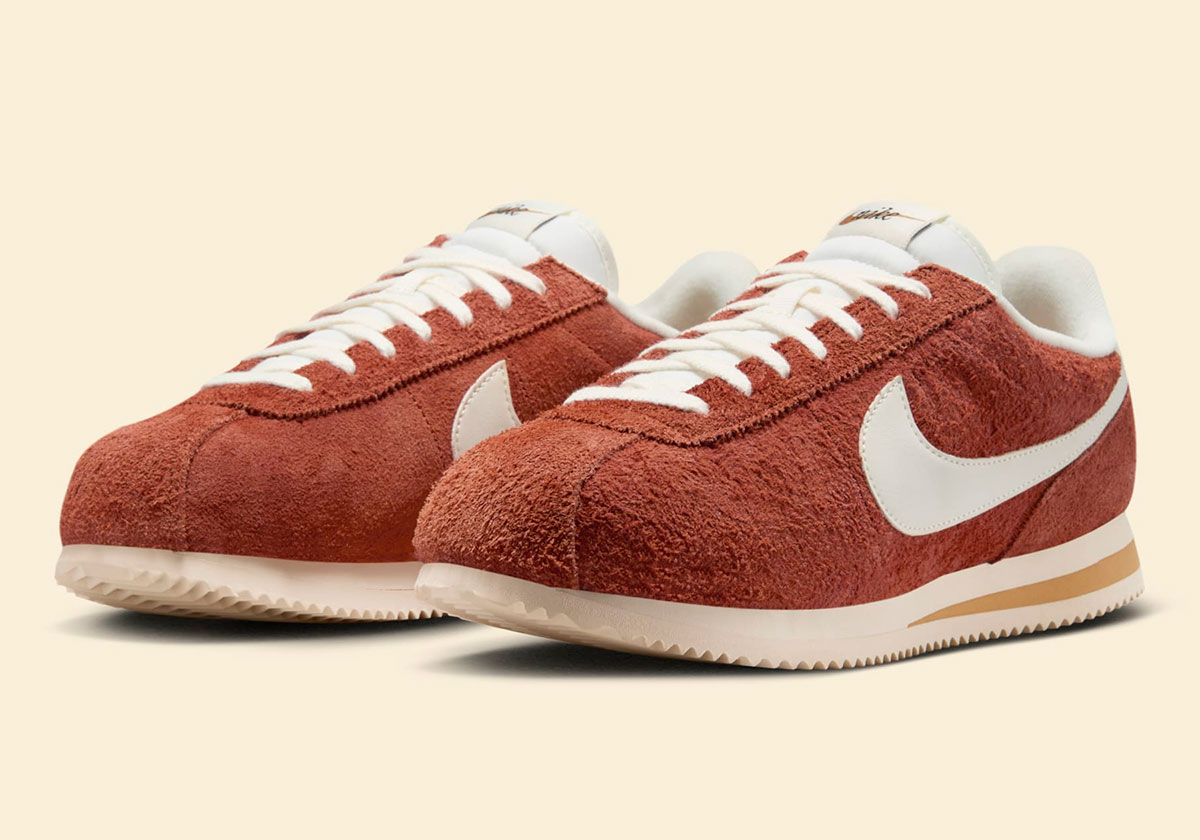 Nike Dresses The Cortez In “Dark Russet” For Fall