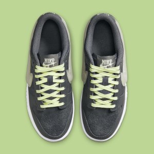 Nike Dunk Low GS "Halloween - Glow In The Dark" HQ3569-068 ...
