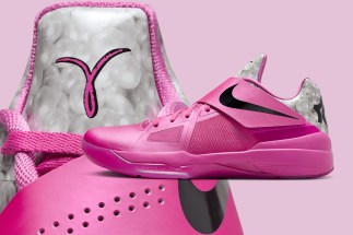 Official Images Of The Nike KD 4 Retro “Aunt Pearl”