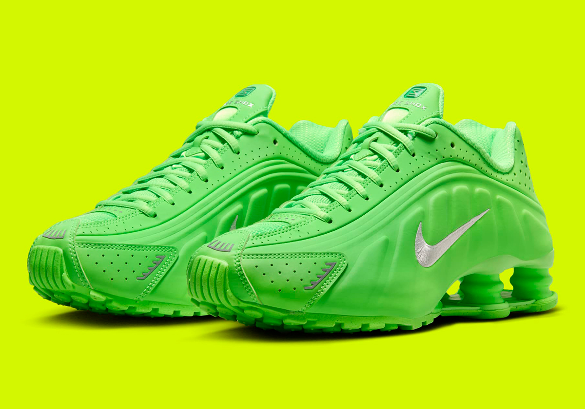 The Nike Shox R4 Flares Up In “Green Strike”