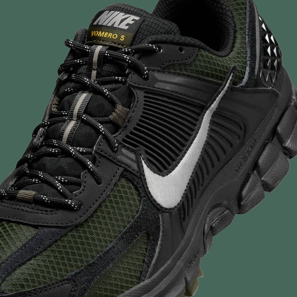 Nike Zoom Vomero 5 Black Grey Olive Hv2527 001 5