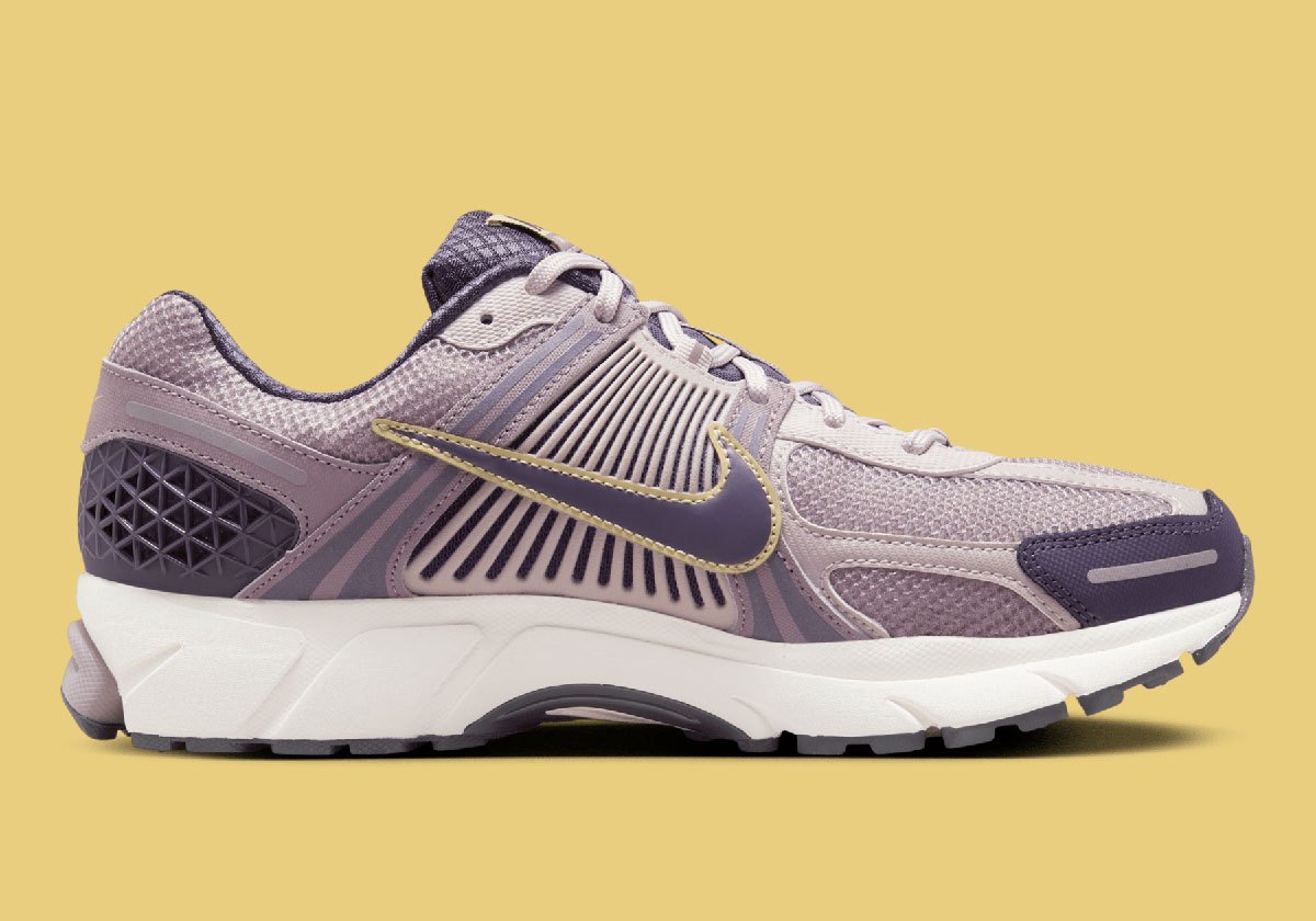 Nike Zoom Vomero 5 