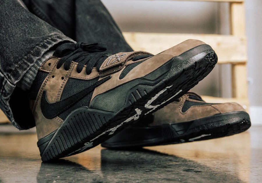 travis scott jordan release date 2021