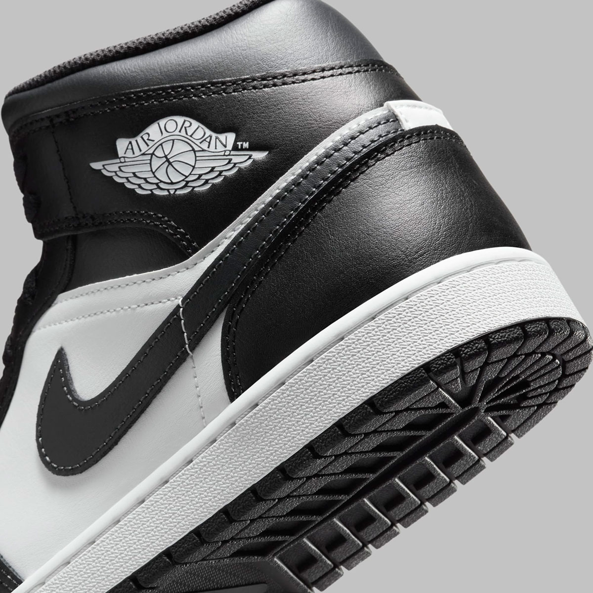 Air low-top Air Jordan 1 Black Off Noir Summit White Dq8426 010 4