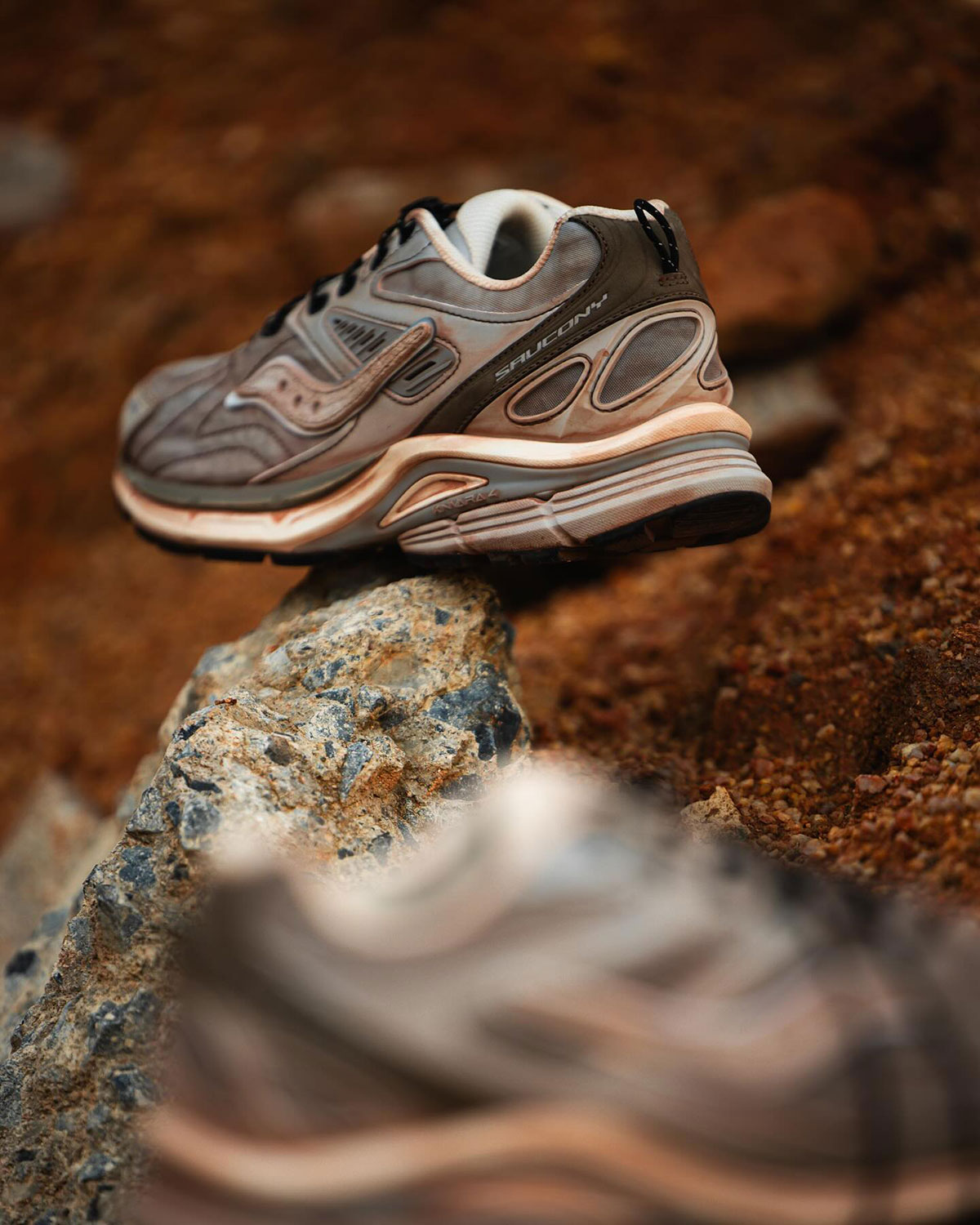 Costs Saucony Kinvara 4 Re Meteorite Sand 4