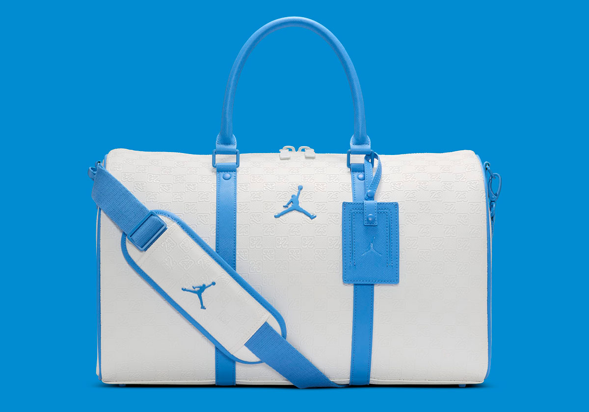 Jordan Monogram Duffel Bag Whute University Blue Hv2856 100 1