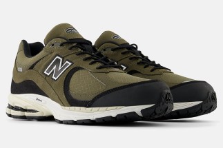 “Olive” And GORE-TEX Bring The New Balance 2002R Into Fall