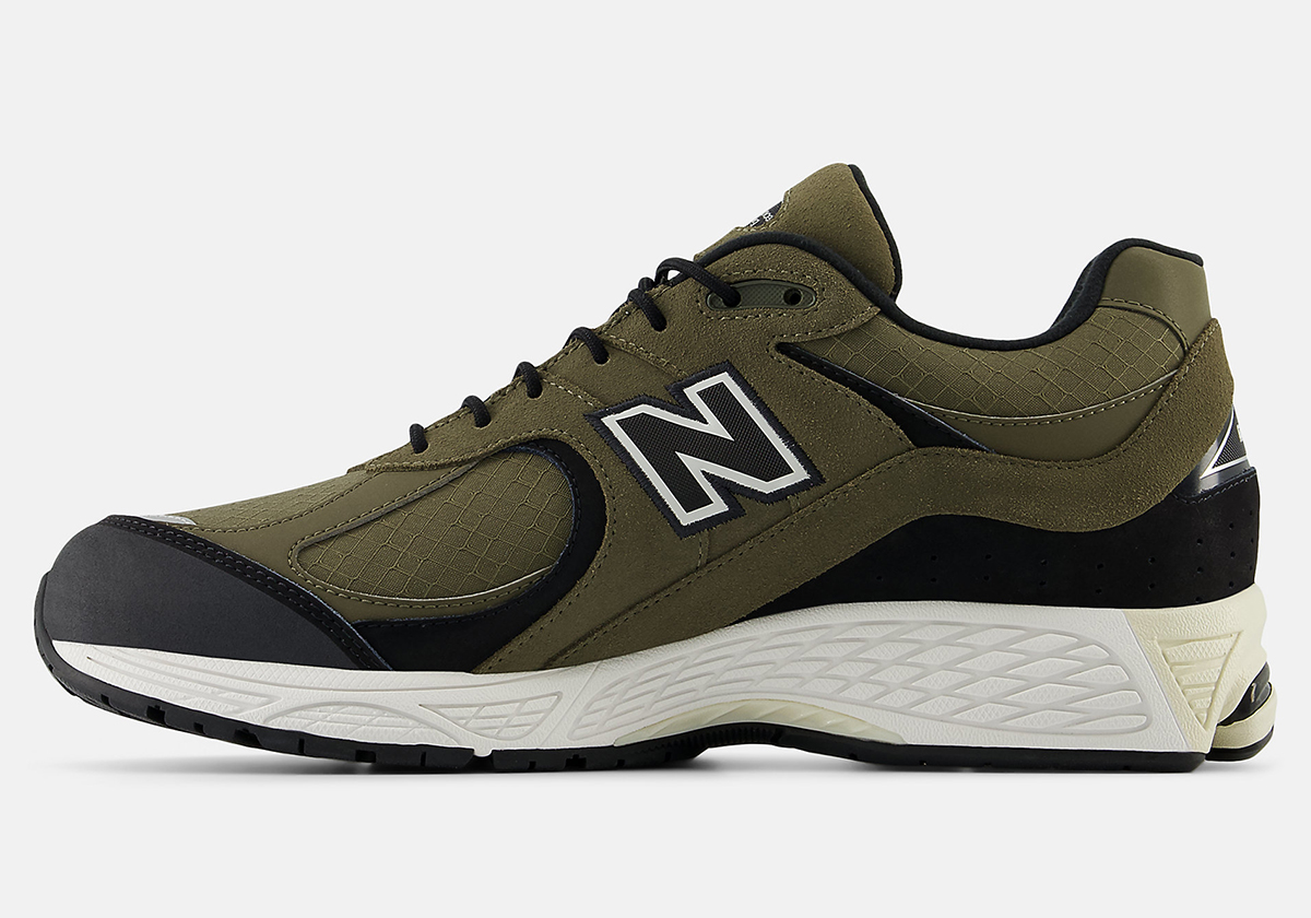 New Balance 2002r Gore Tex Olive Black M2002rxu 6