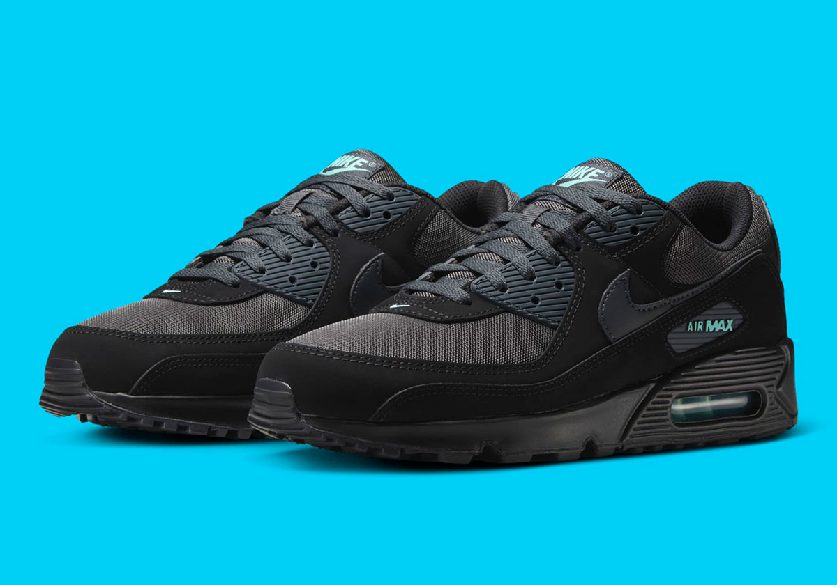 Nike Plants "Tiffany" Aesthetics On The Air Max 90