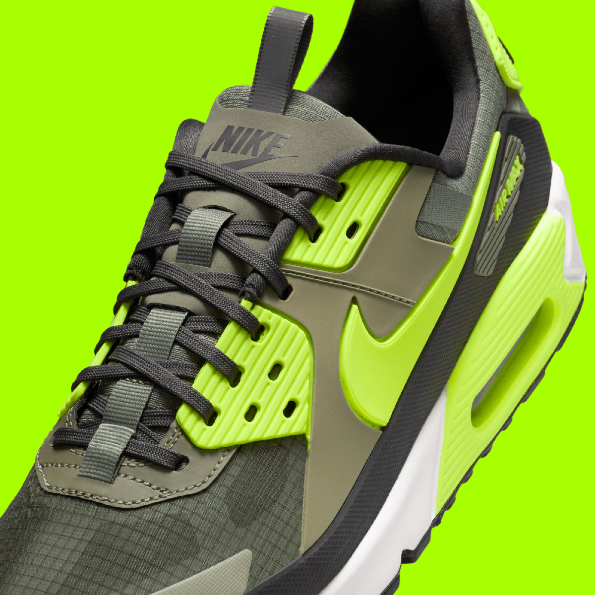 jaqueta nike essential nsw c capuz feminina preto branco HZM Cargo Khaki Volt Fb2877 301 4