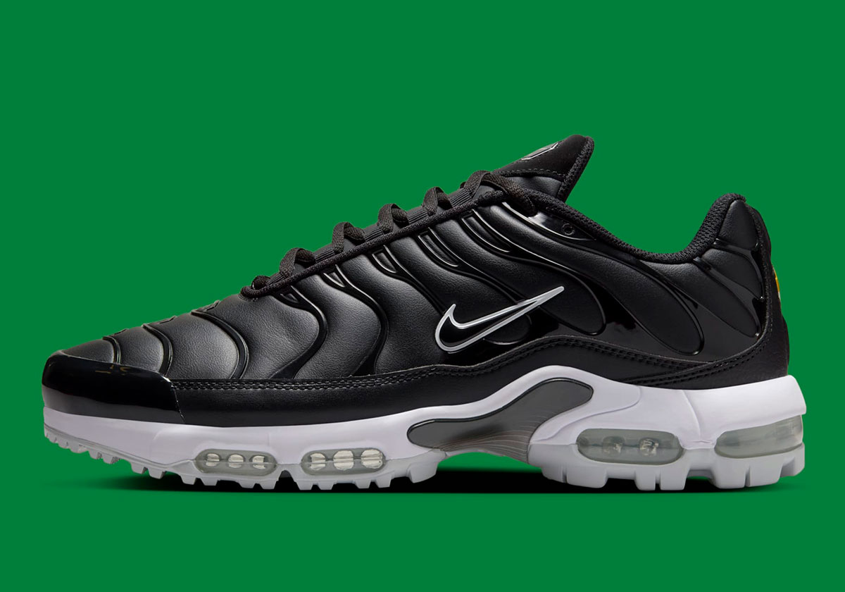 Nike Air Max Plus Golf Black White University Gold Fz4150 001 7