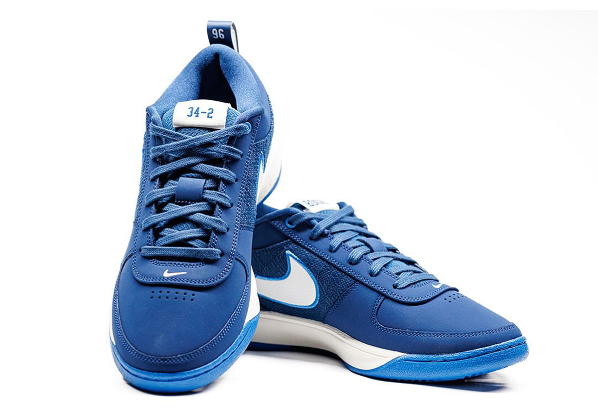 Devin Booker's Nike Book 1 PE For Kentucky Remembers The 1996 Championship Season