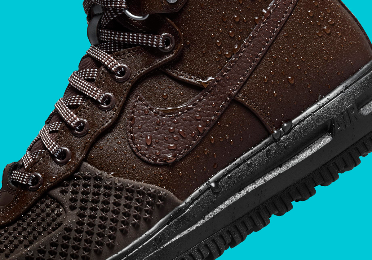 Get Ready To Stomp Through Snow With The Nike Lunar Force 1 Duckboot