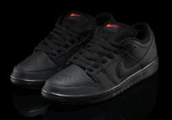 Nike SB Adds A Halloween Touch To The Skateshop-Only Dunk