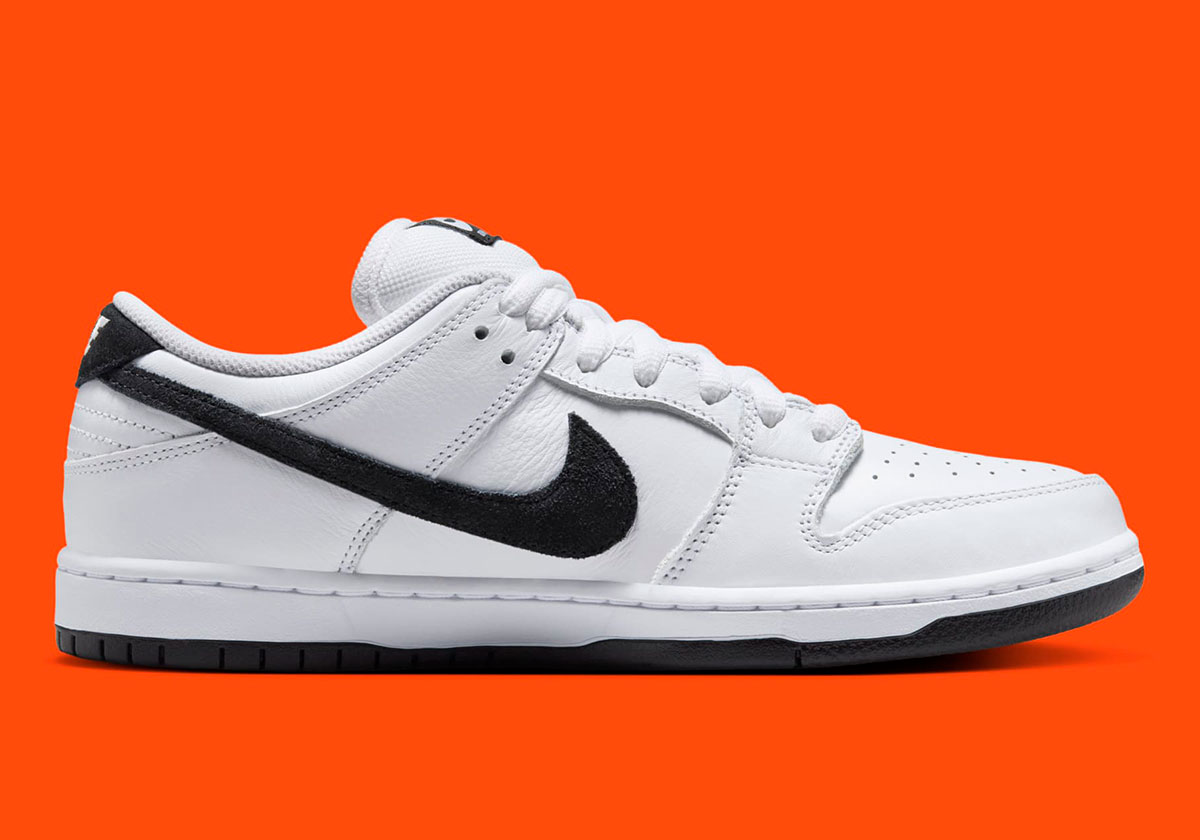 nike sb dunk low white black hf3704 100 4