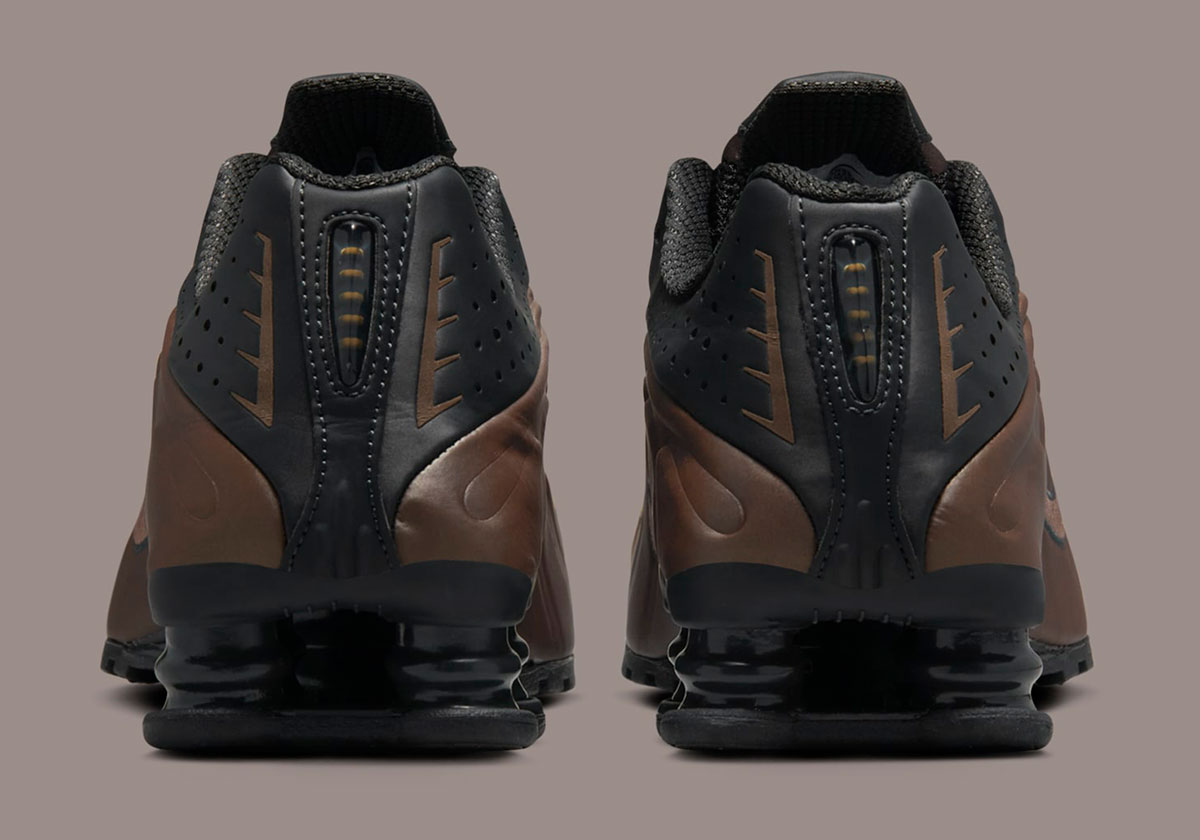 Nike Shox R4 Off Noir Ironstone Dark Smoke Grey Ar3565 007 5