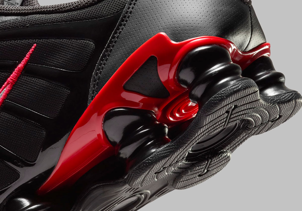 The Nike Shox TL "Dracula" Is Here In Time For Halloween