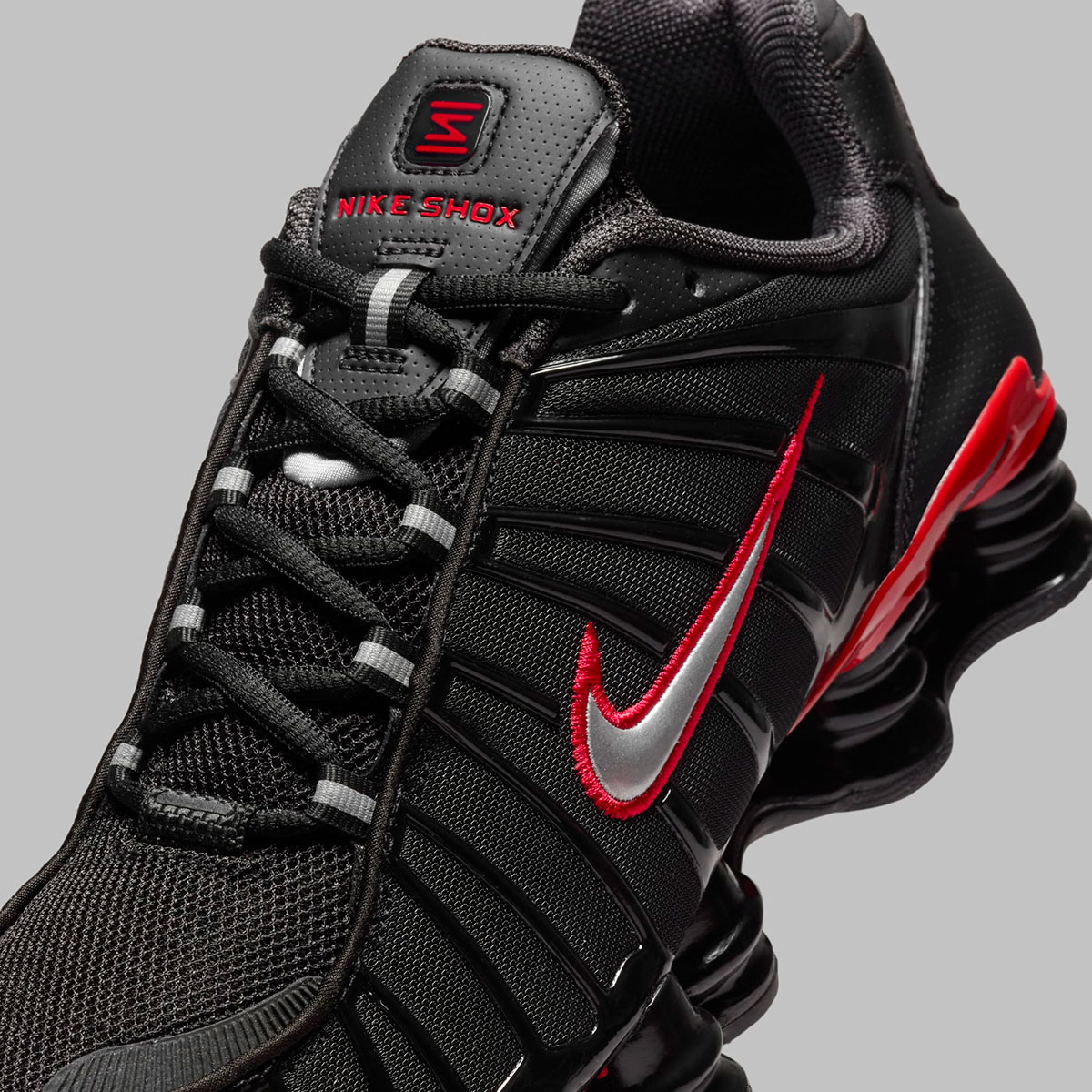 Nike Shox Tl Black University Red Metallic Silver Cn0151 003 3