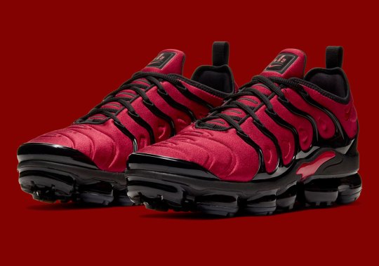 Nike Taps Iconic "Bred" For The Vapormax Plus