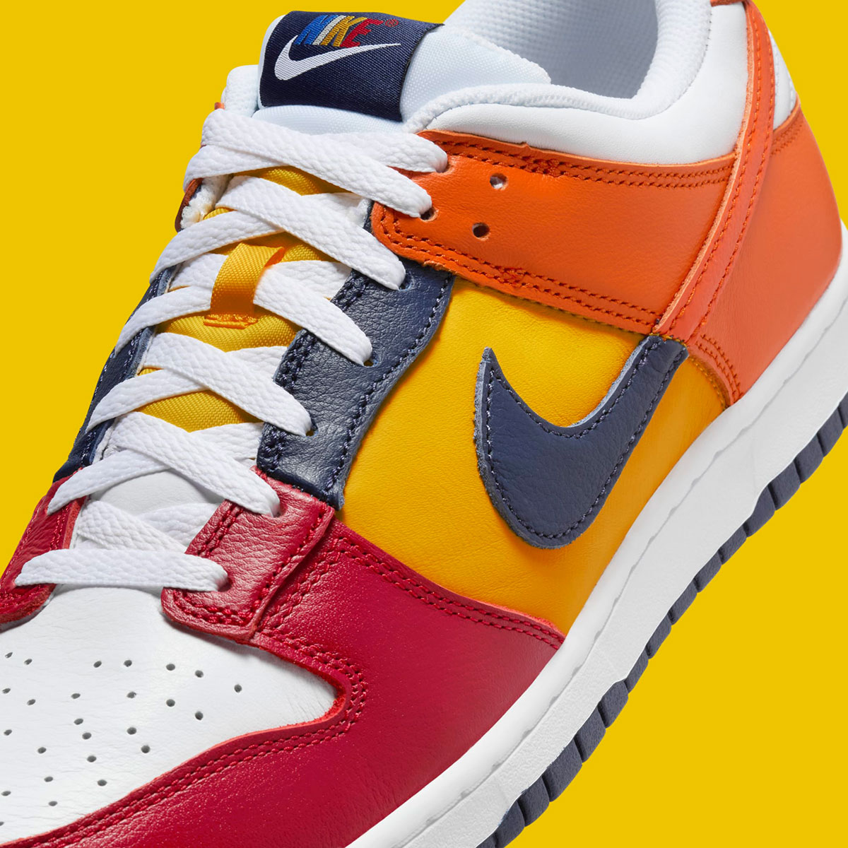 Nike What The Dunk Low Co Jp Ib2051 400 1