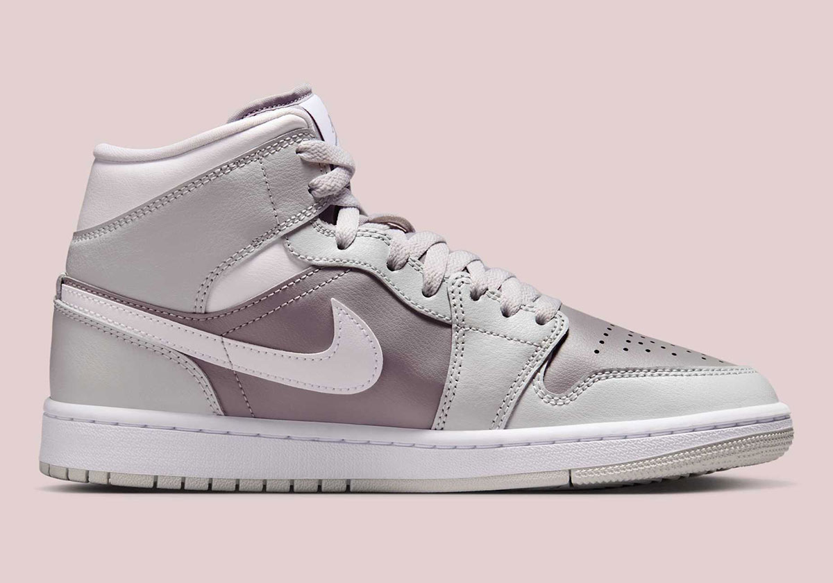 Air Jordan 1 Mid Photon Dust White Atmosphere Grey Bq6472 008 6