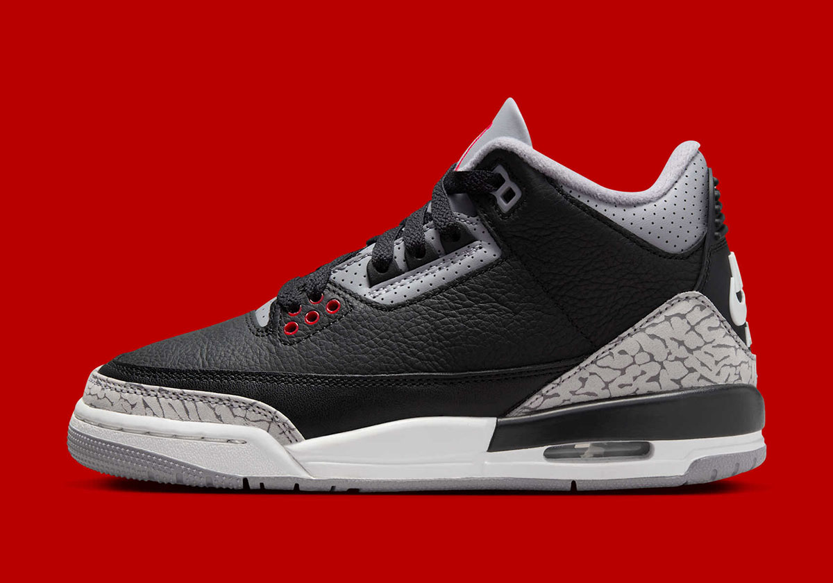 Jordan 3 black cement footlocker best sale