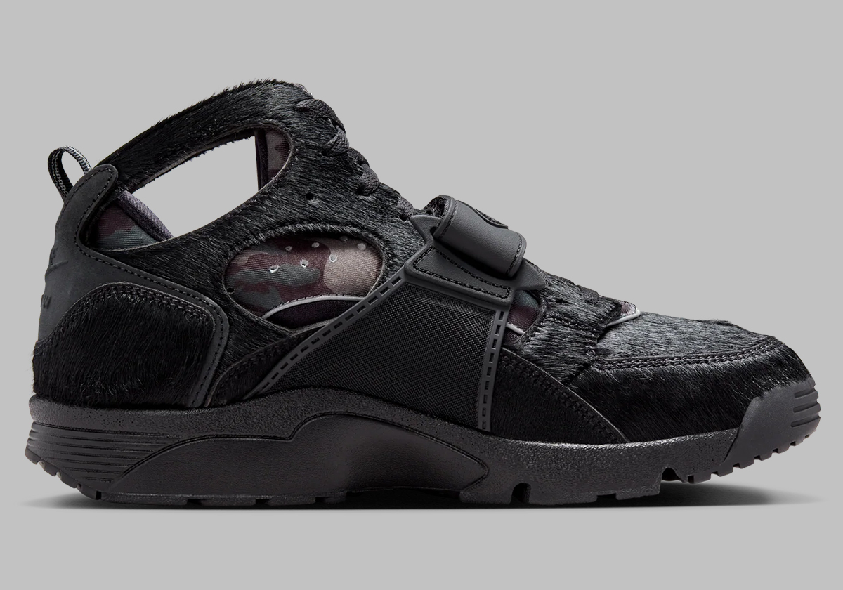 Corteiz Nike Trainer Huarache Black Pony Hair Fq8793 003 Release Date 5