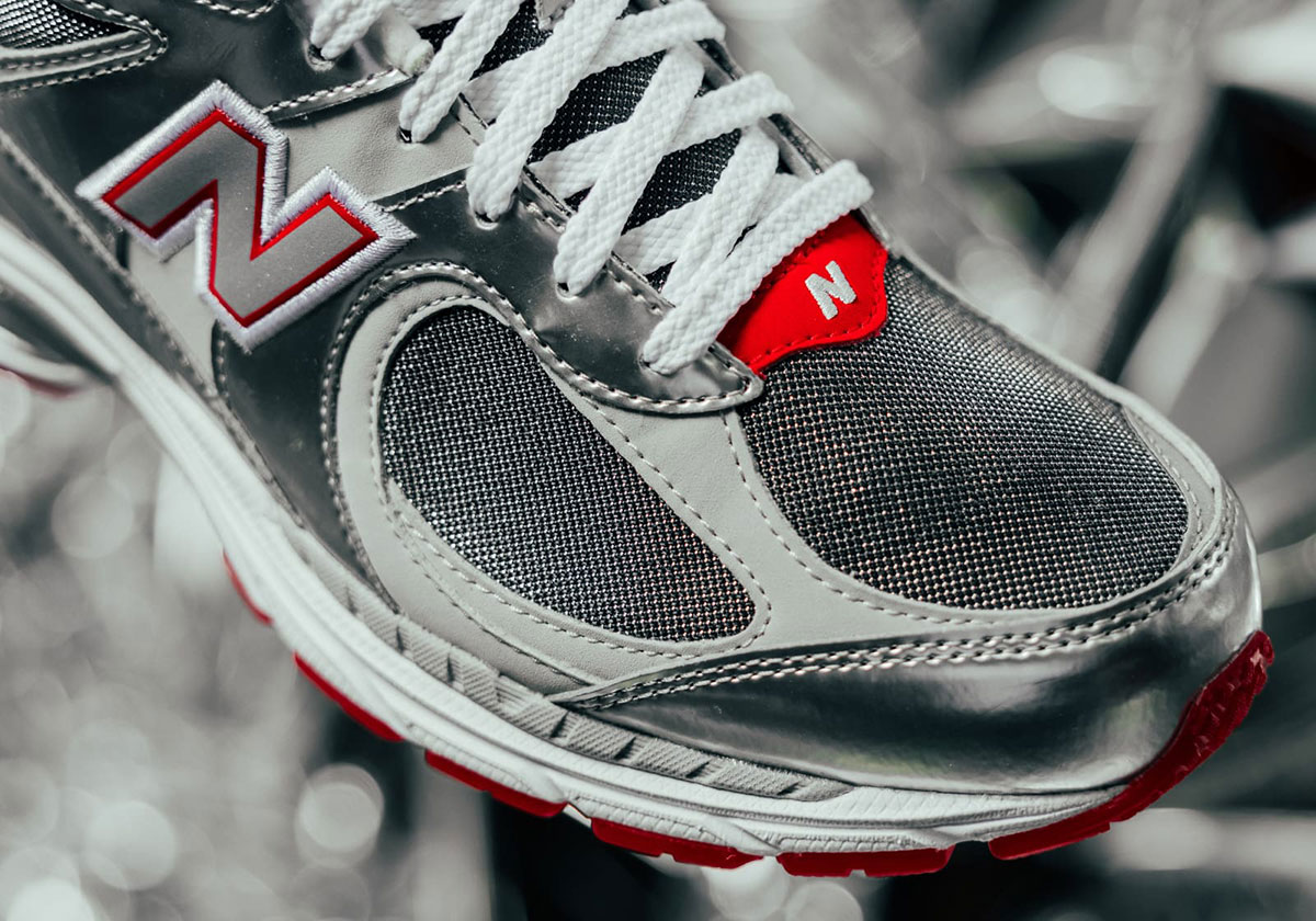 Dtlr New Balance 2002r Tinsel 3