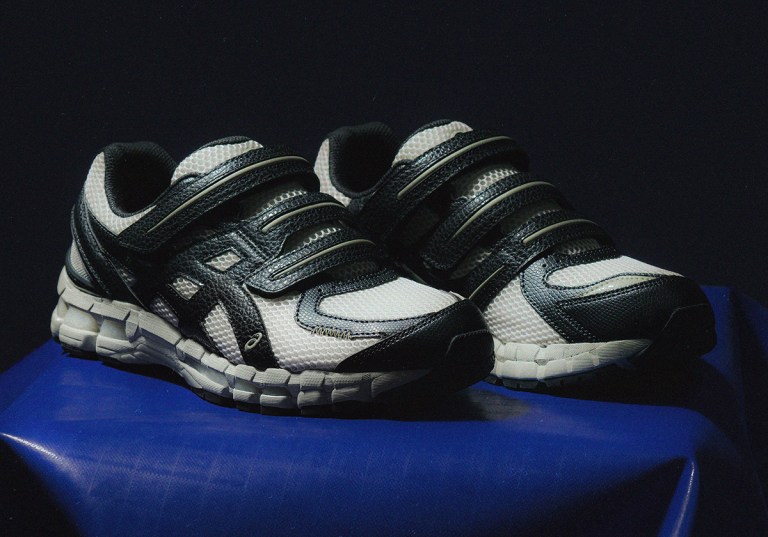 hal-studion-asics-gel-kayano-  display picture 1