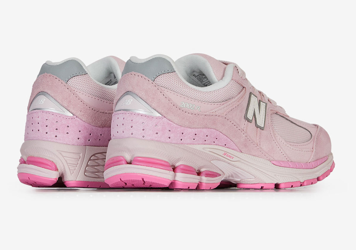 New Balance 2002r Pink Courir Exclusive 3