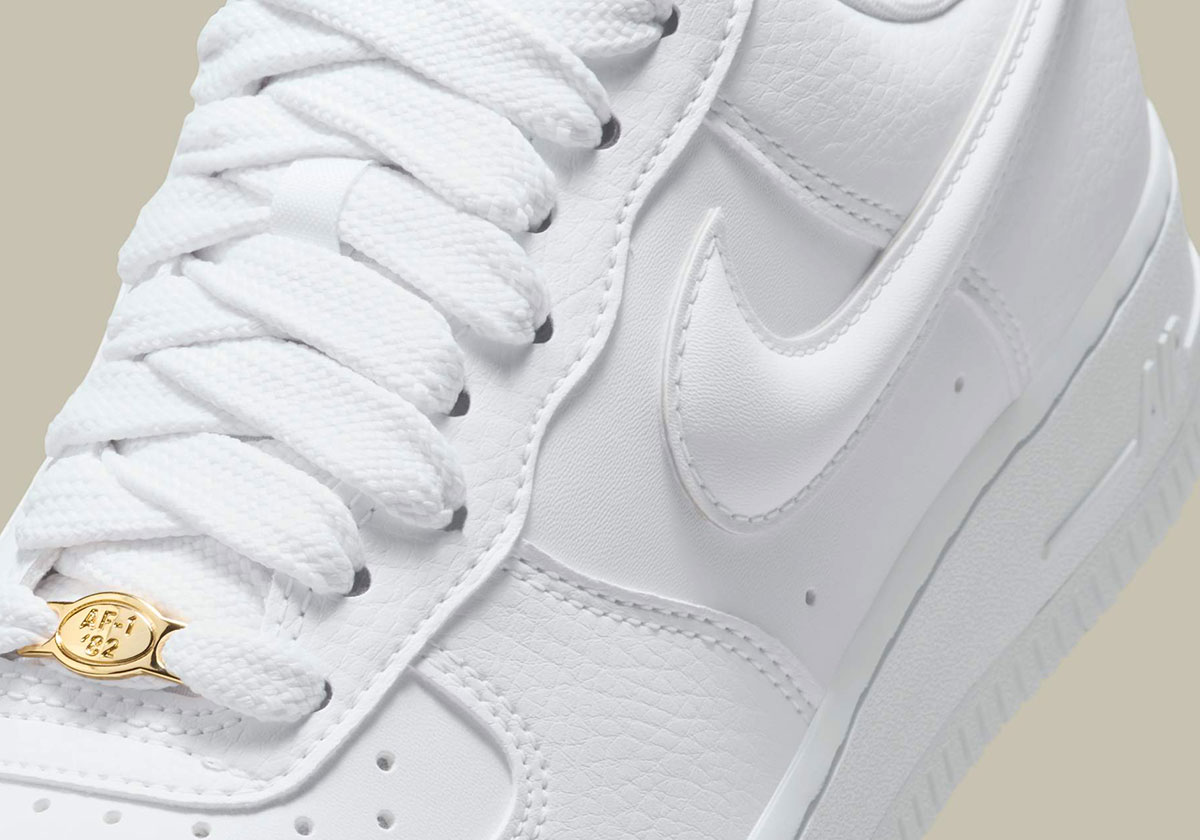 Nike air force 1 white free shipping best sale