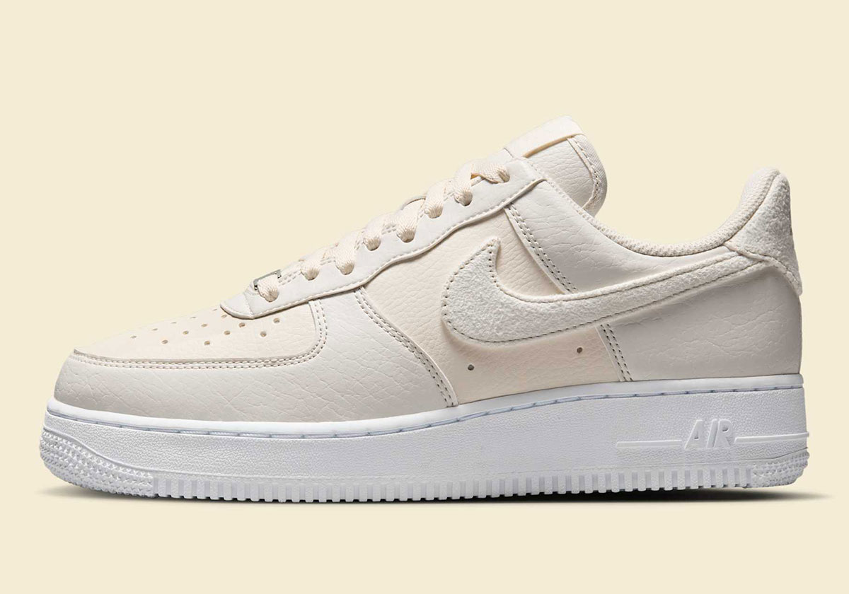 Nike Air Force 1 Next Nature Coconut Milk Hq3905 001 2