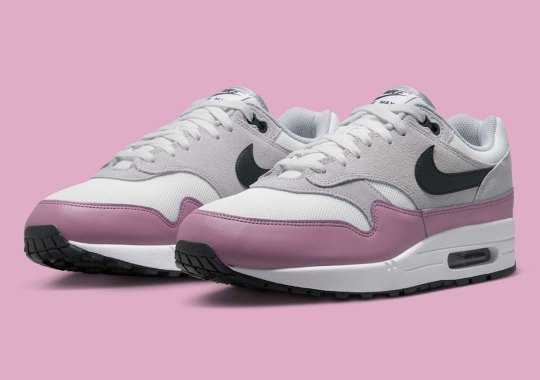 Pink And "Wolf Grey" Clash On The Nike Air Max 1