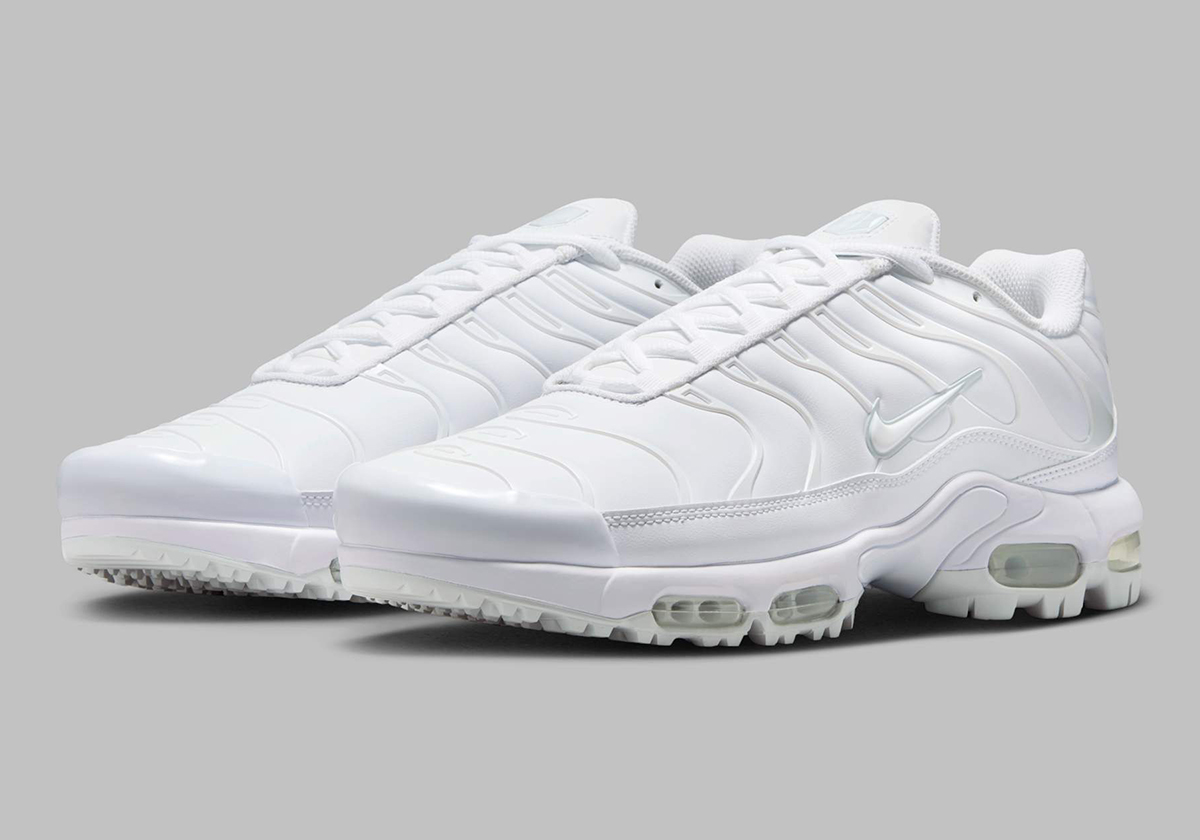 The Air Max Plus Joins The Nike Golf Lineup