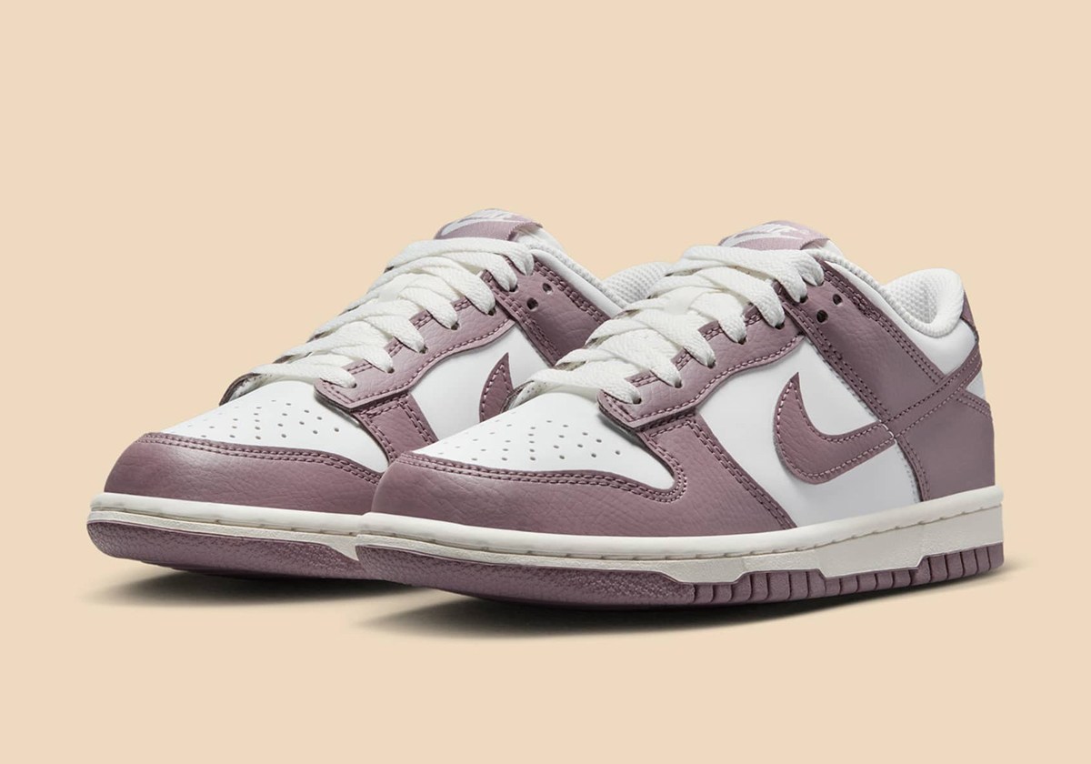 Nike Dunk Low GS 