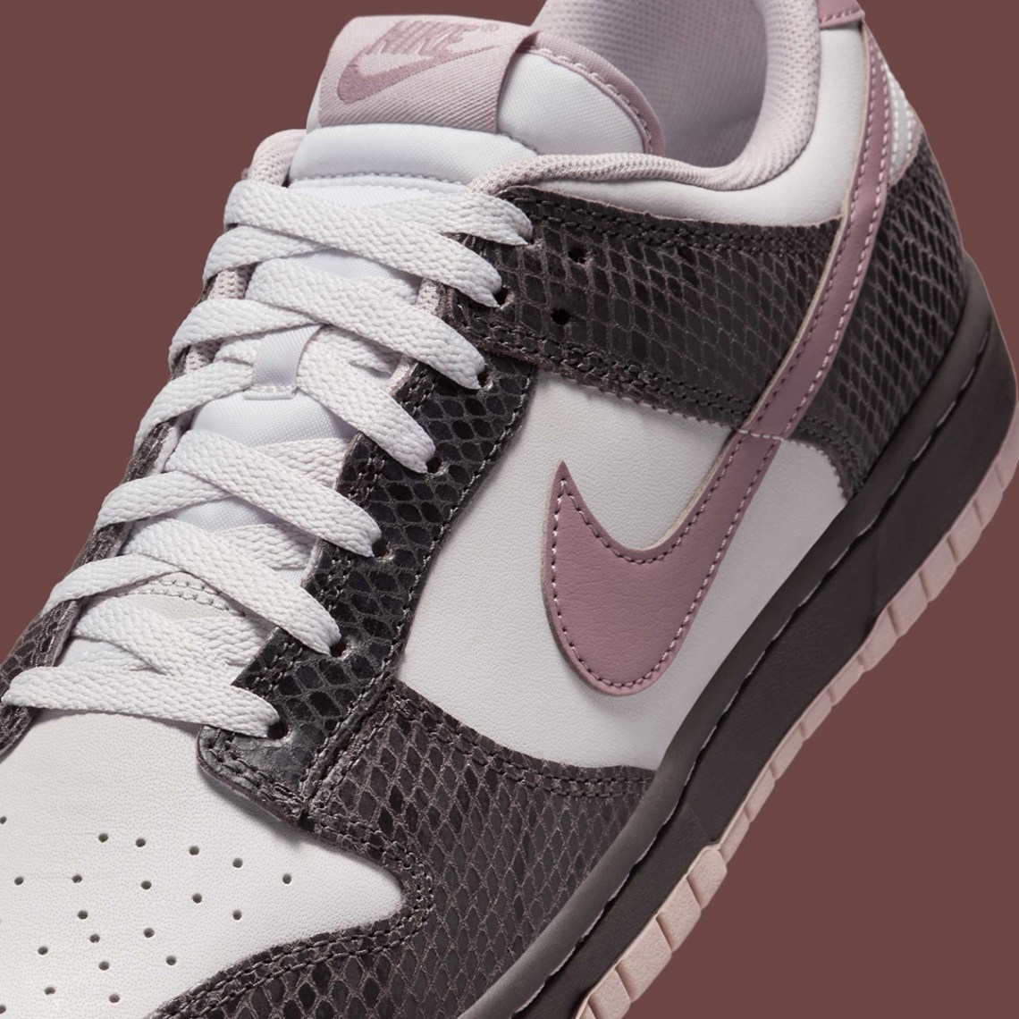 Nike Dunk Low SE  display picture 3