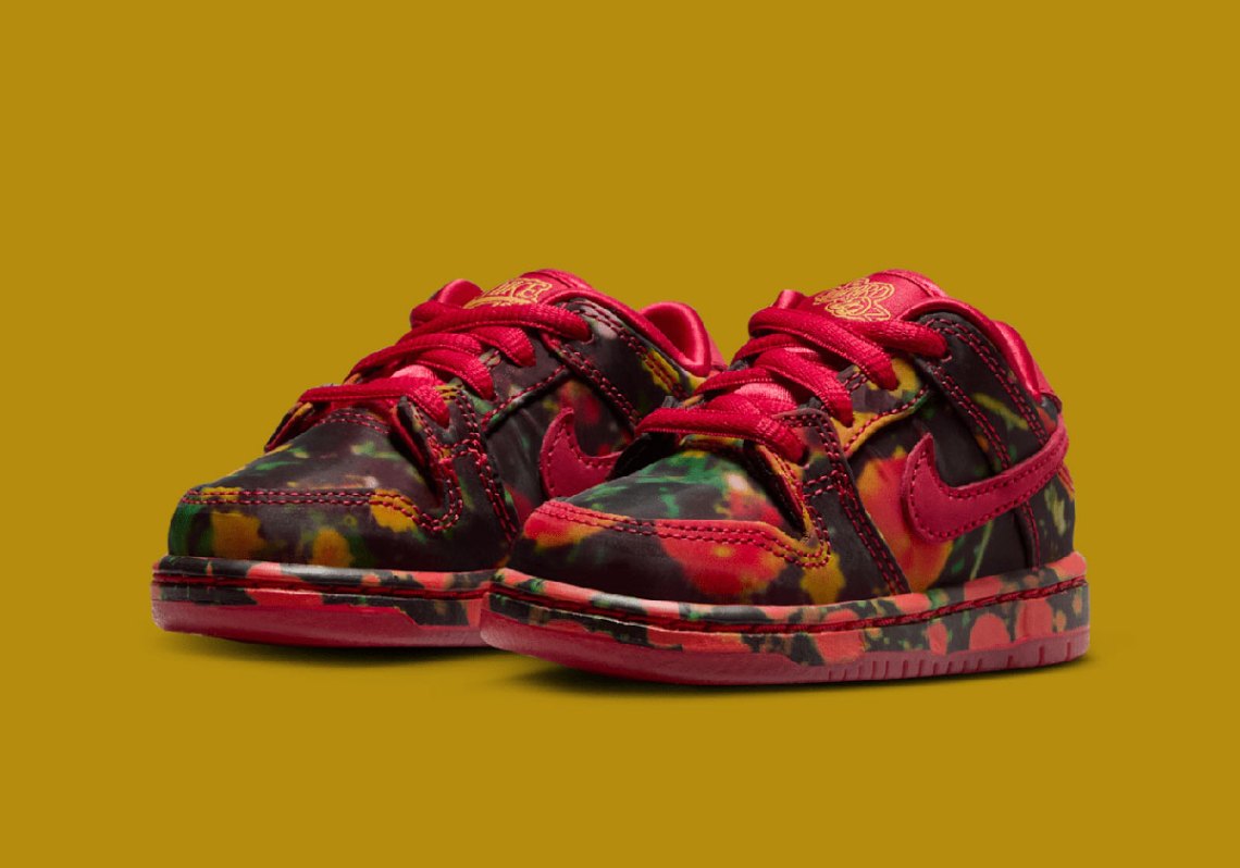 The Wizard of Oz × Nike SB Dunk Low Wizard Of Oz Dunks Store List