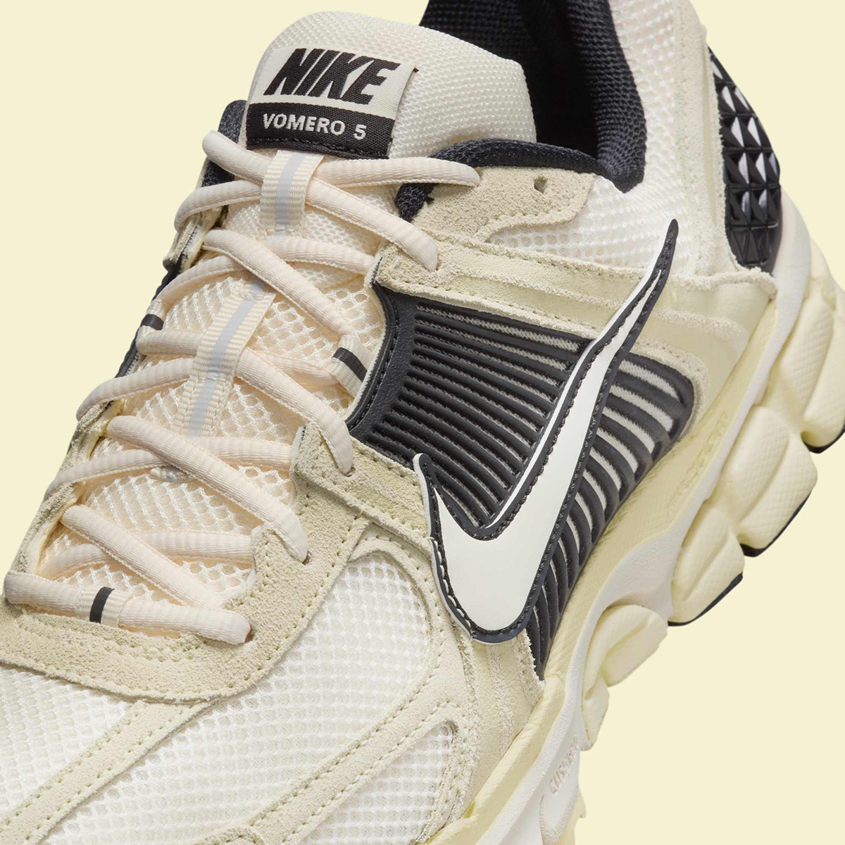 Nike Zoom Vomero 5 Alabaster Pale Ivory Black White Hf1553 701 4