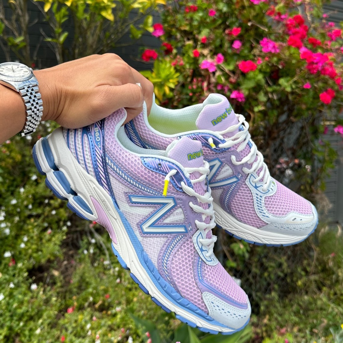 Up There New Balance 860v2 ML86OUT2 | SneakerNews.com display picture 3