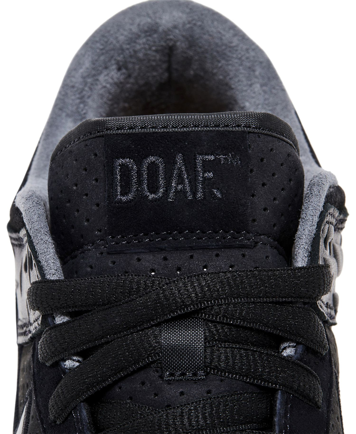 What The Duck Dunk Alternate Flight Club | SneakerNews.com