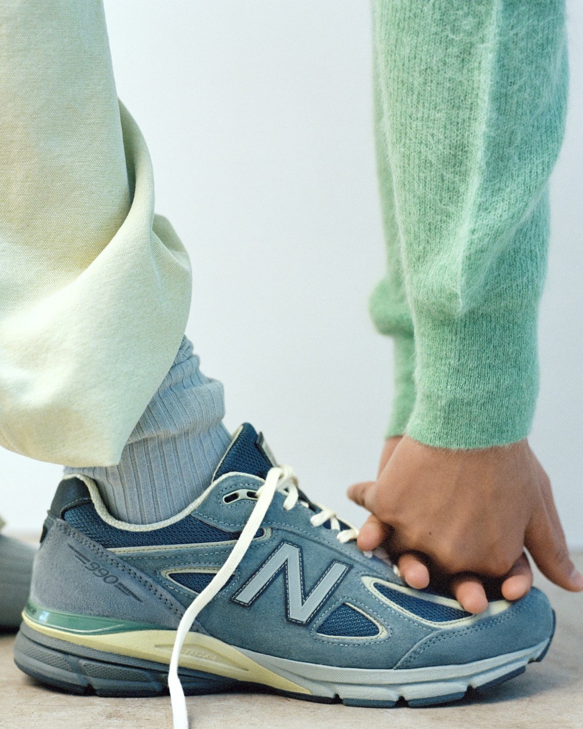 AURALEE New Balance 990v4 Release Date | SneakerNews.com