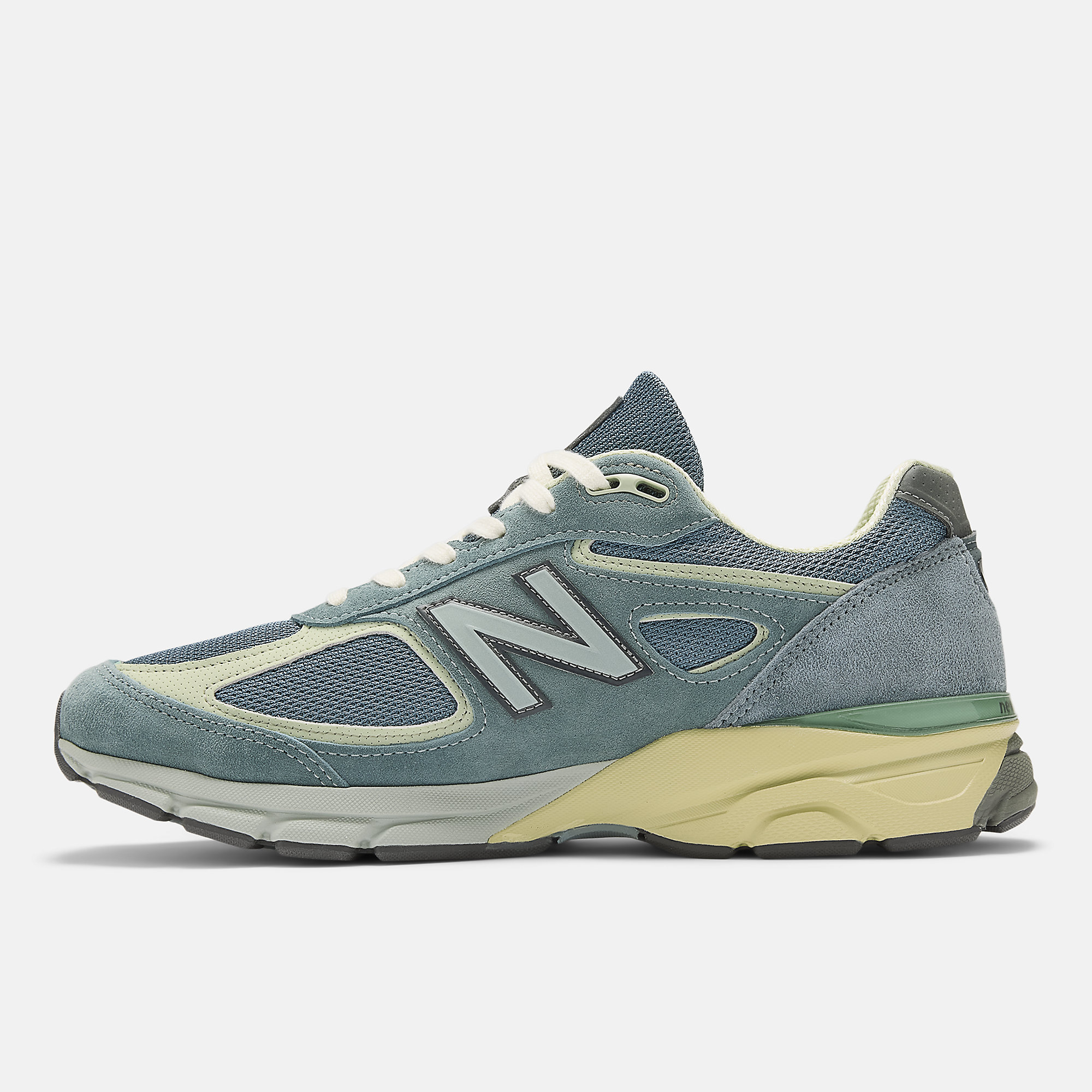 Aurelee New Balance 990v4 15