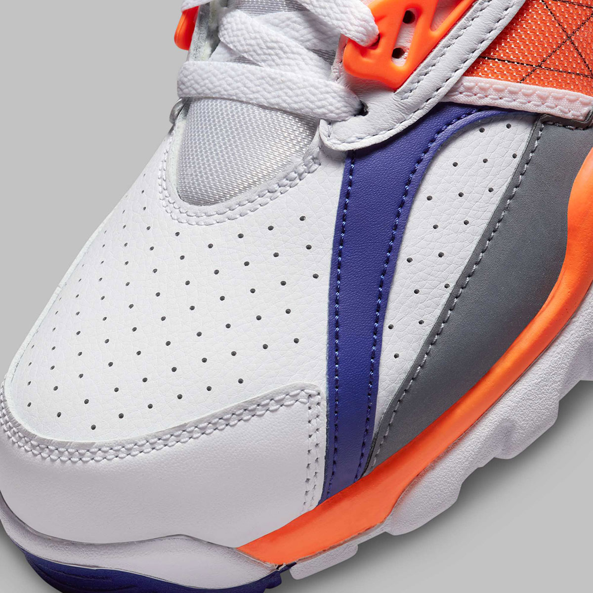 Nike Air Trainer Sc Auburn Dv2212 100 Release Date 2