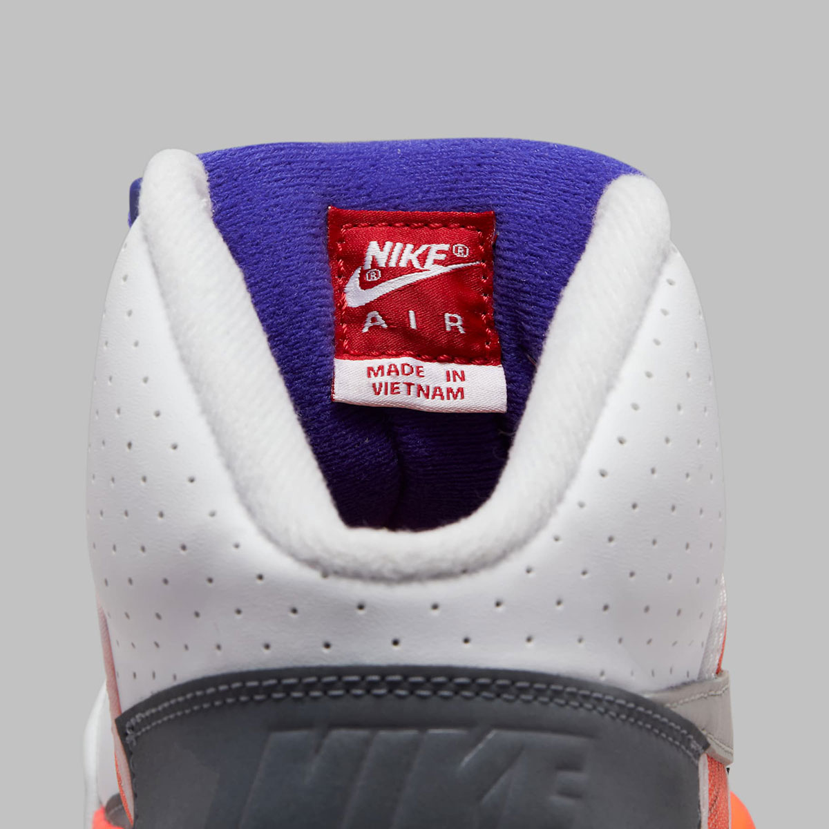 Nike Air Trainer Sc Auburn Dv2212 100 Release Date 4