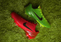 nike kobe 6 grinch mismatched cleats release info 1