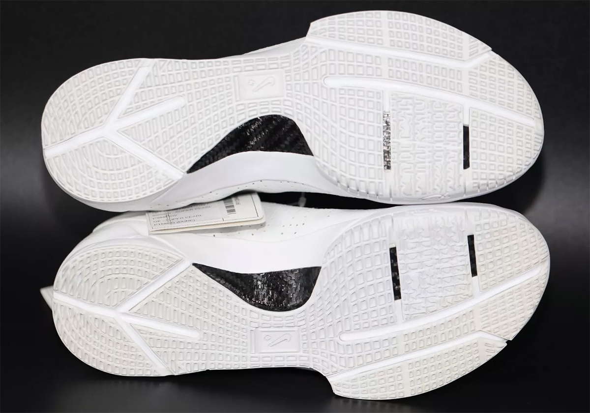 Nike Kobe V Supreme White Unreleased Sample 8