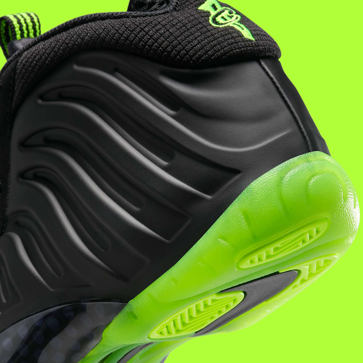 Nike Little Posite One Black Volt Hf0977 001 3